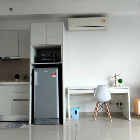 I-Soho I-City Theme Park, Netflix, Pool, Wifi, Parking Shah Alam Exterior photo