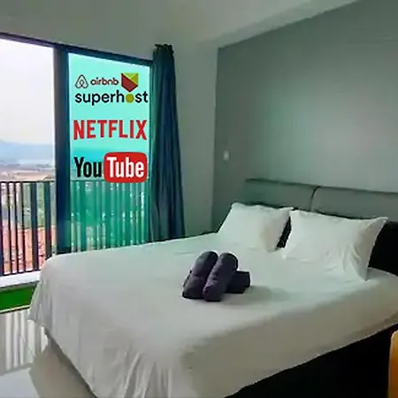 I-Soho I-City Theme Park, Netflix, Pool, Wifi, Parking Shah Alam Exterior photo