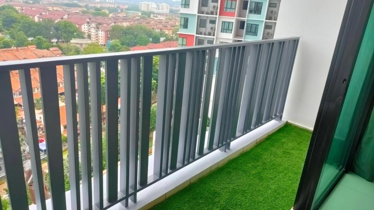 I-soho I-city Theme Park, Netflix, Pool, Wifi, Parking Shah Alam