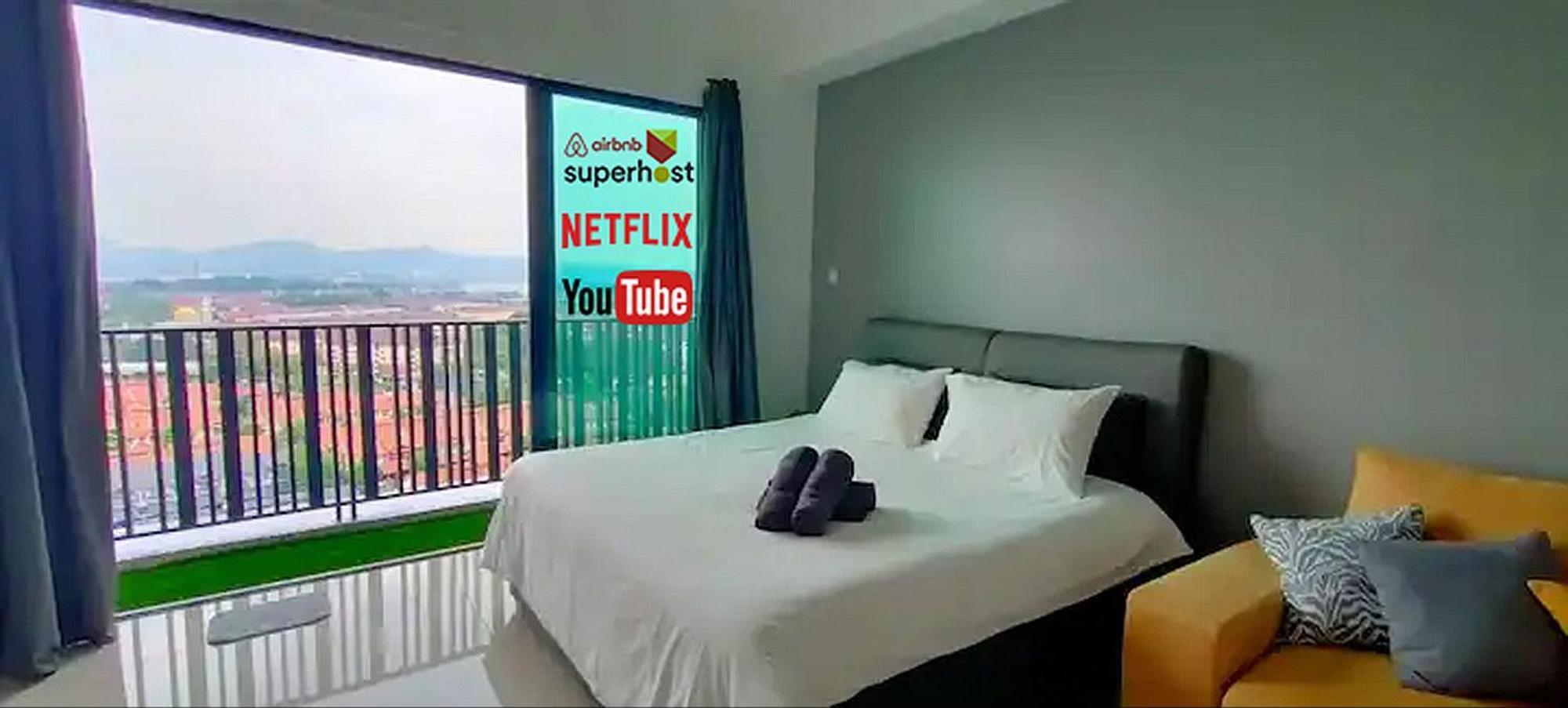 I-soho I-city Theme Park, Netflix, Pool, Wifi, Parking Shah Alam